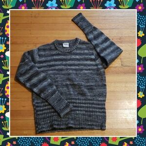 Columbia sweater size large